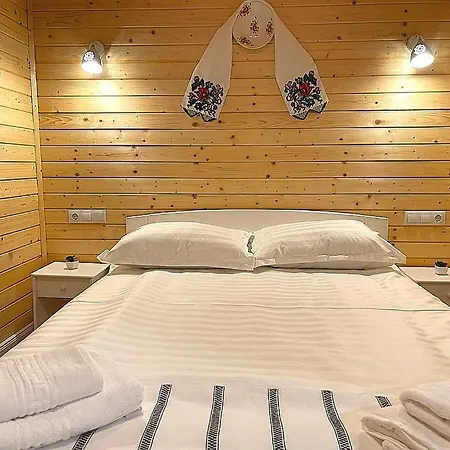 Holiday home Casutele De Sub
