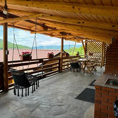 Holiday home Casutele De Sub Viseu de Sus